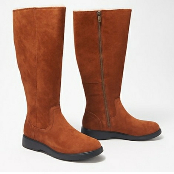 New Clark's Unstructured Suede Women's Boots - Picture 1 of 4